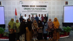 Focus Group Discussion Orang Tua/Wali Mahasiswa Gelombang II sebagai Ajang Silaturrahmi Fakultas Tarbiyah dan Ilmu Keguruan dengan Wali Mahasiswa