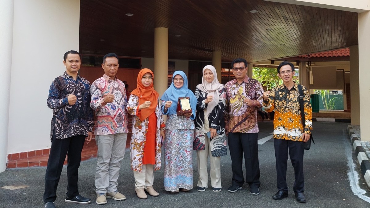 FTIK UIN K.H. Abdurrahman Wahid Pekalongan Lakukan Implementasi Kerjasama dan Sosialisasi di Sekolah Indonesia Singapura (SIS)